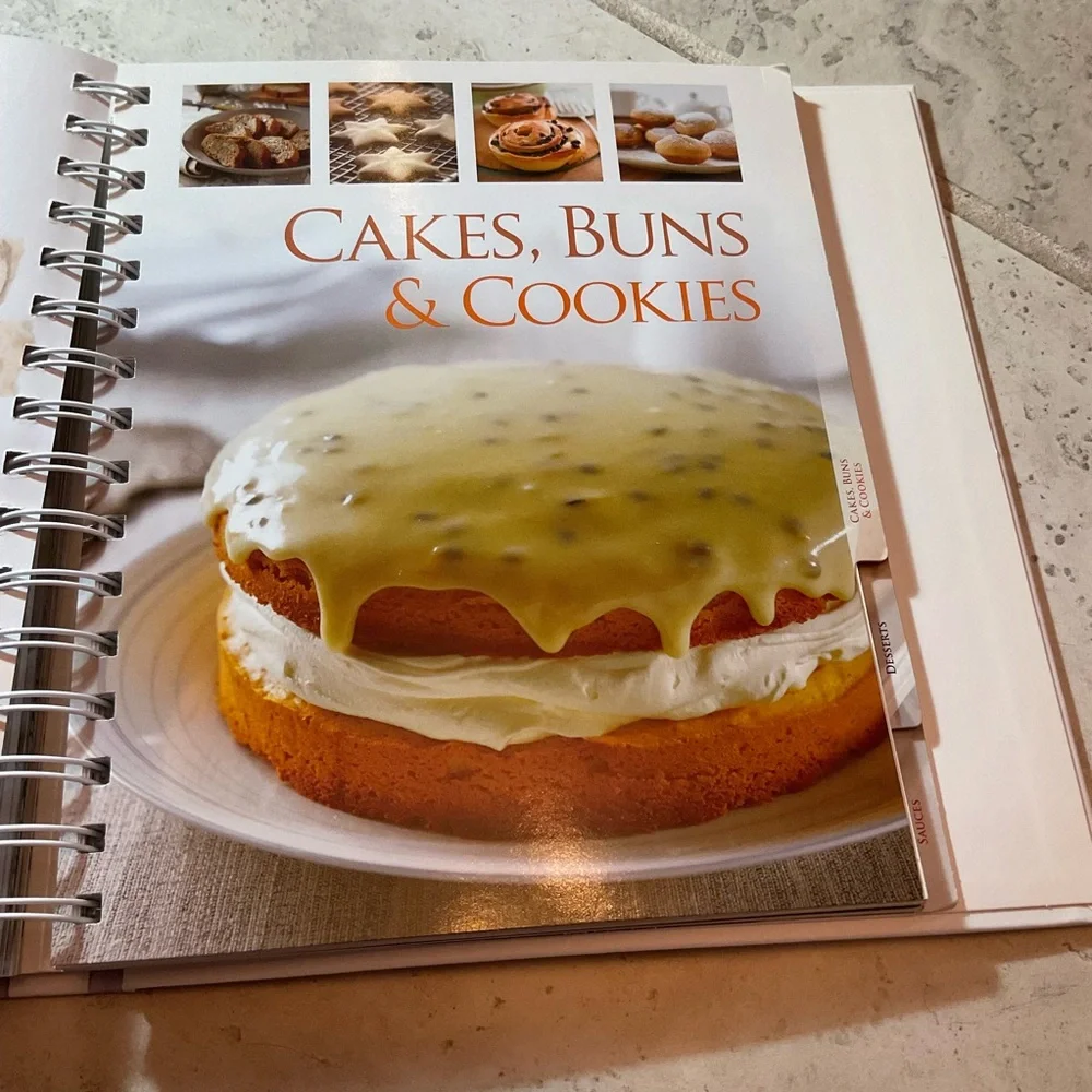 Gluten-Free (Complete Series) cookbook published by Hinkler Books.